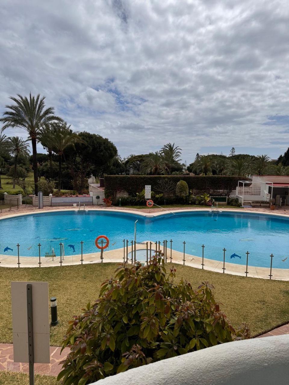 Estudio Con Terraza En Marbella Bagian luar foto